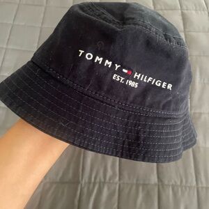 Tommy Hilfiger Black Bucket Hat